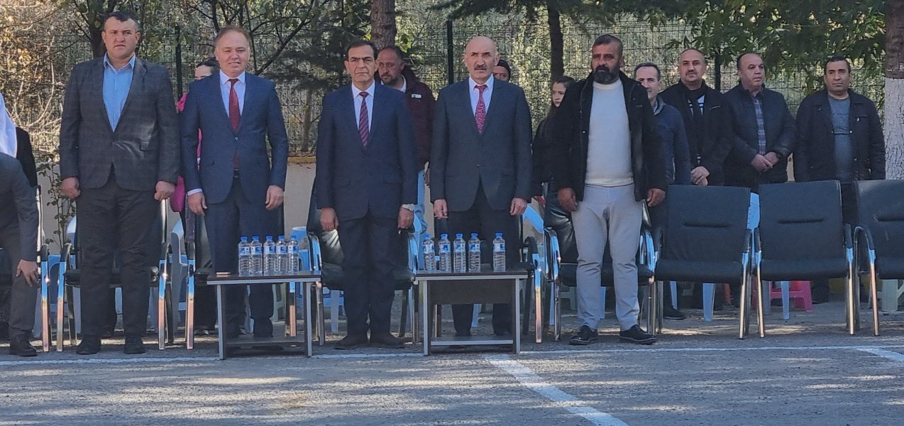 Belediye Başkanı İsmail GÜZEL 'den Okul Ziyareti ve 29 Ekim Cumhuriyet Mesajı