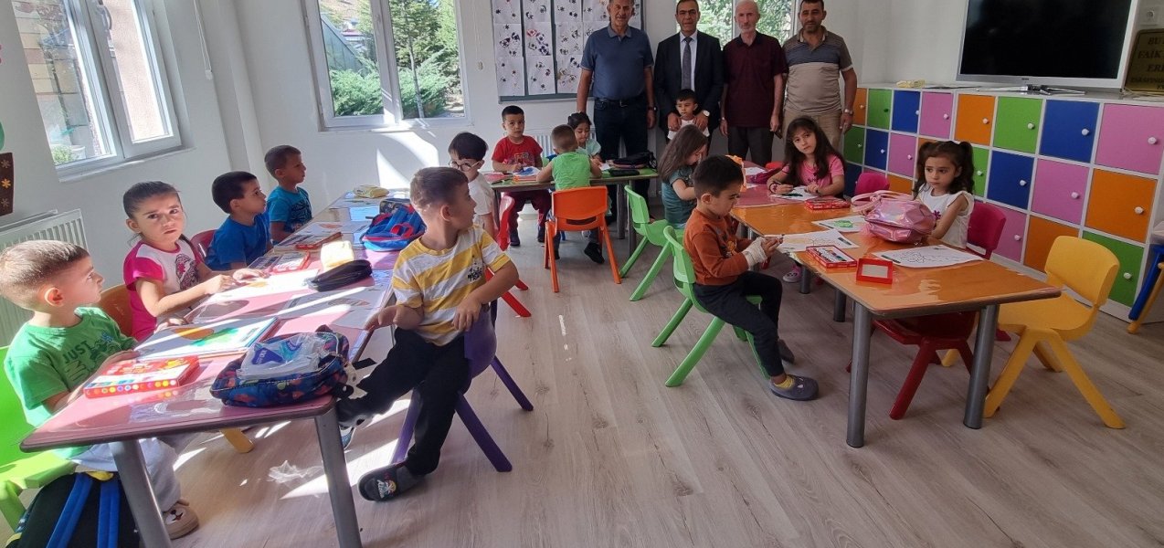 Belediye Başkanı İsmail GÜZEL ve İl Milli Eğitim Şube Müdürü Gülizar ERGİN ile Göre Kasabası Okullarını Ziyaret Etti