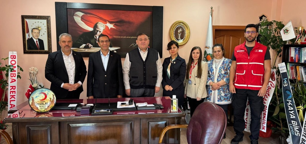 Göre Belediye Başkanı İsmail GÜZEL 'e 'Hayırlı Olsun' ziyaretleri devam ediyor.
